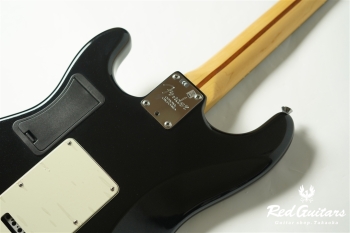 American Deluxe Stratocaster Plus HSS - Mystic Black